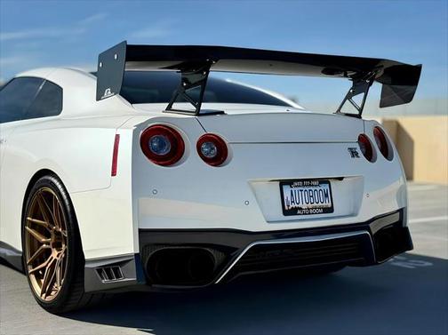 2018 Nissan GT-R Premium
