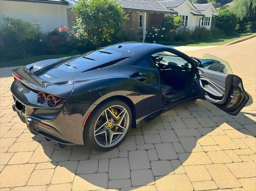 2022 Ferrari F8 Tributo Base