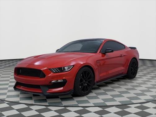 2017 Ford Shelby GT350 Base