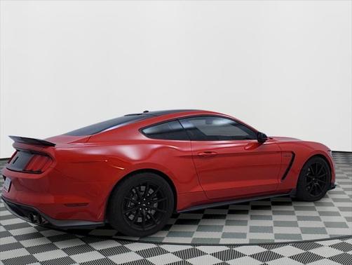 2017 Ford Shelby GT350 Base