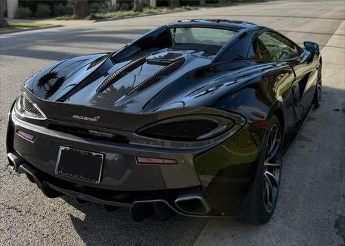 2018 McLaren 570S Base