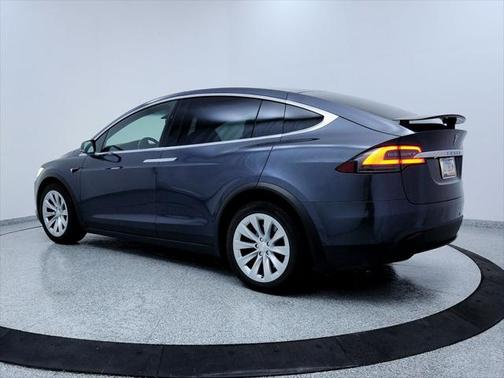 2019 Tesla Model X Long Range