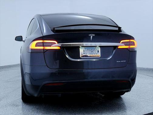 2019 Tesla Model X Long Range