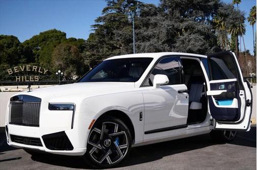 2025 Rolls-Royce Cullinan Black Badge