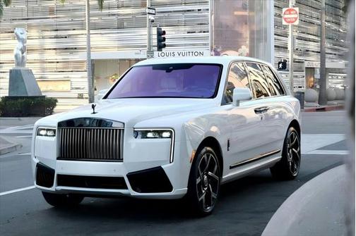 2025 Rolls-Royce Cullinan Black Badge