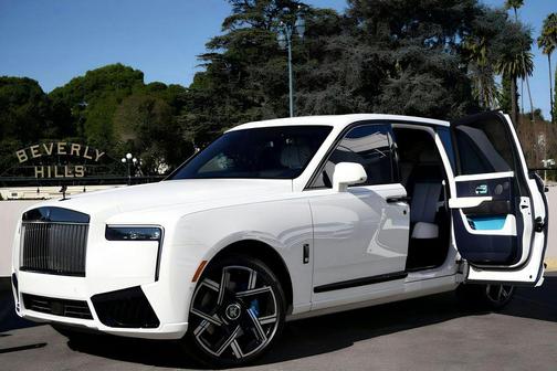 2025 Rolls-Royce Cullinan Black Badge