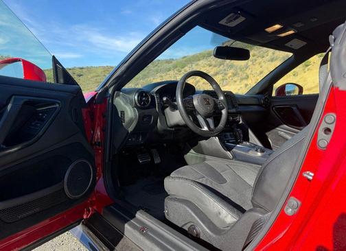 2019 Nissan GT-R Premium