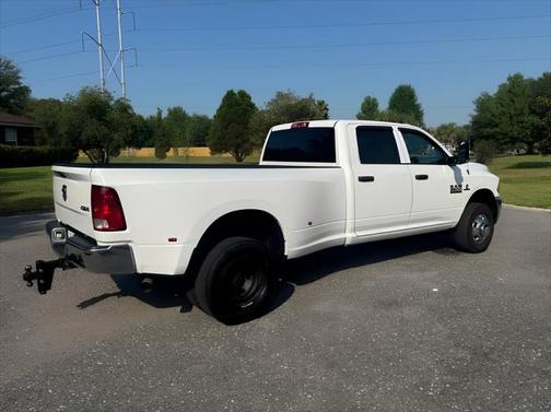 2017 RAM 3500 Tradesman Crew Cab 4x4 8' Box