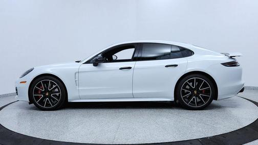 2019 Porsche Panamera Turbo
