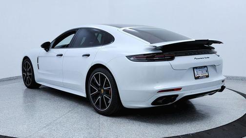 2019 Porsche Panamera Turbo