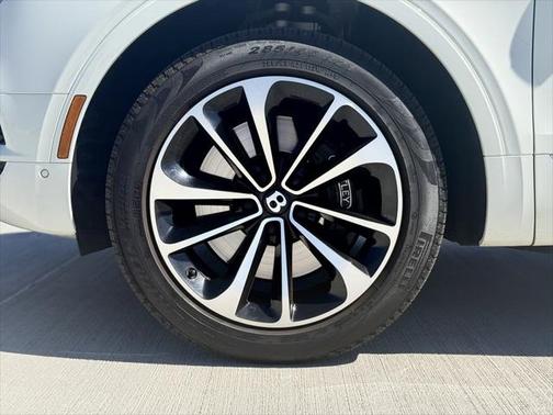 2019 Bentley Bentayga V8