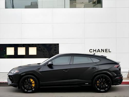 2024 Lamborghini Urus S