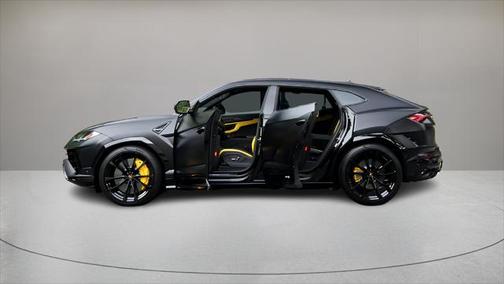 2024 Lamborghini Urus S