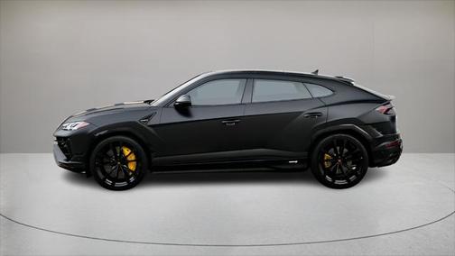 2024 Lamborghini Urus S