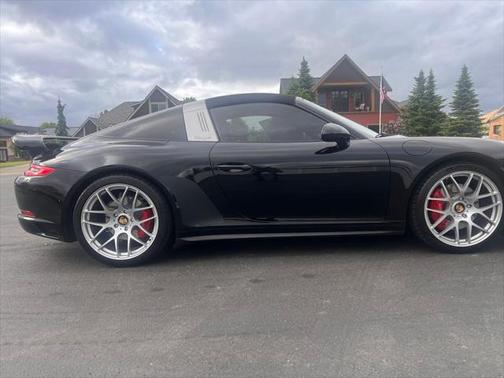 2019 Porsche 911 Targa 4S