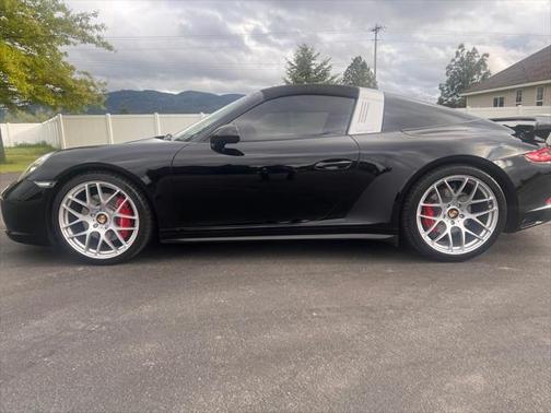 2019 Porsche 911 Targa 4S