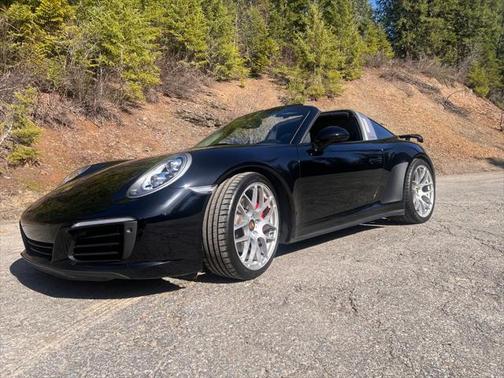 2019 Porsche 911 Targa 4S