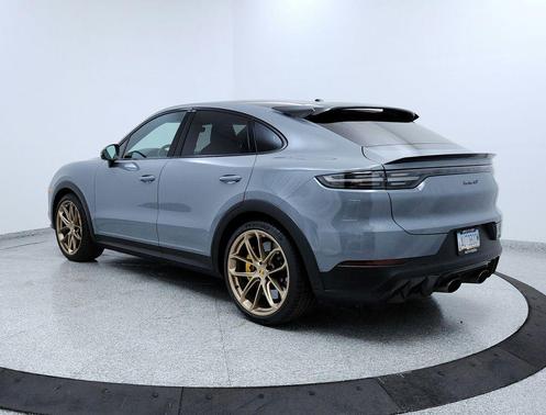 2022 Porsche Cayenne Turbo GT