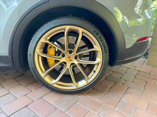 2022 Porsche Cayenne Turbo GT