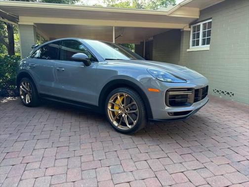 2022 Porsche Cayenne Turbo GT