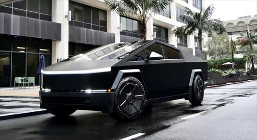 2024 Tesla Cybertruck Cyberbeast