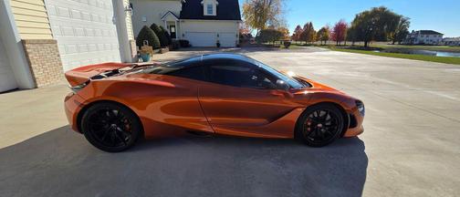 2018 McLaren 720S Base