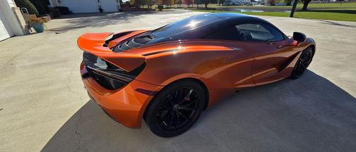2018 McLaren 720S Base