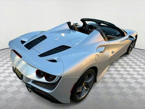 2021 Ferrari F8 Spider Base