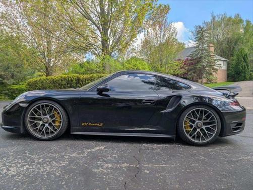 2014 Porsche 911 Turbo S