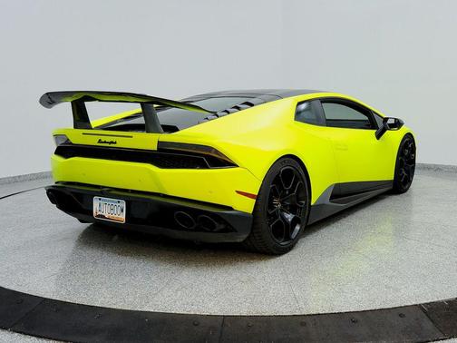 2015 Lamborghini Huracan LP610-4