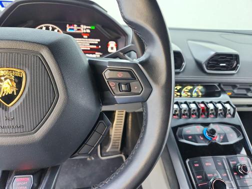 2015 Lamborghini Huracan LP610-4