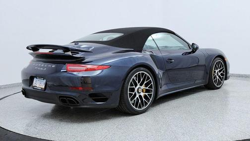 2015 Porsche 911 Turbo S