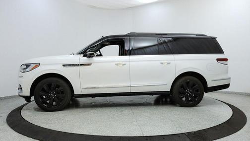 2023 Lincoln Navigator Black Label