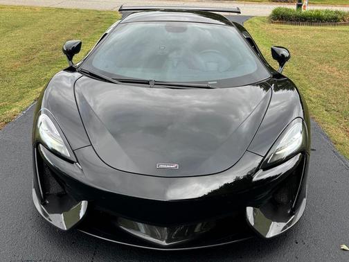 2017 McLaren 570S Base