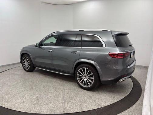 2025 Mercedes-Benz GLS 580 4MATIC