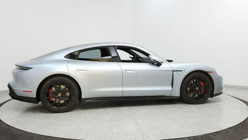 2024 Porsche Taycan GTS