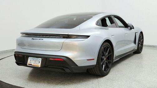 2024 Porsche Taycan GTS