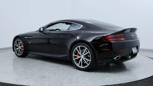 2015 Aston Martin V8 Vantage Base