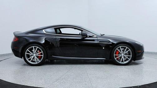 2015 Aston Martin V8 Vantage Base