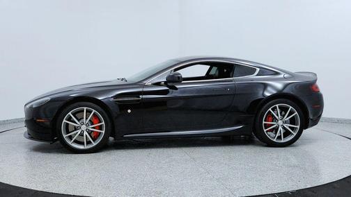 2015 Aston Martin V8 Vantage Base