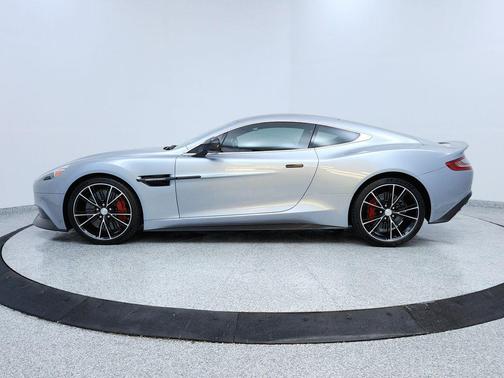 2014 Aston Martin Vanquish V12