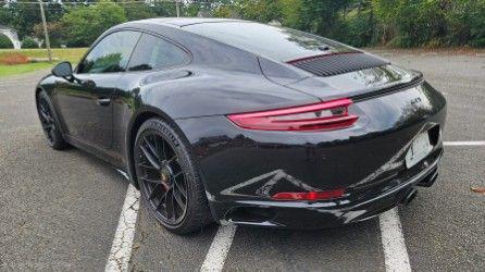 2019 Porsche 911 Carrera GTS