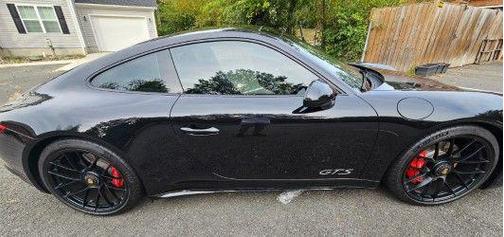 2019 Porsche 911 Carrera GTS