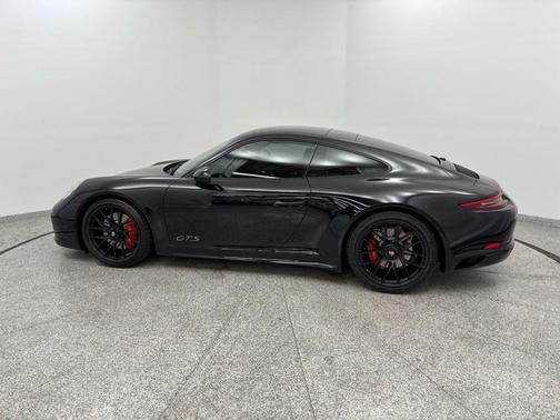 2019 Porsche 911 Carrera GTS