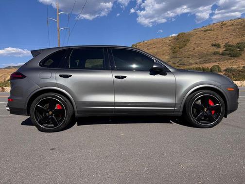 2018 Porsche Cayenne Turbo