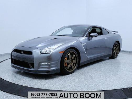 2016 Nissan GT-R Premium