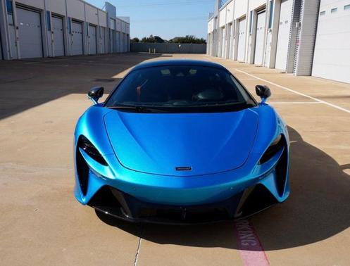 2023 McLaren Artura Vision