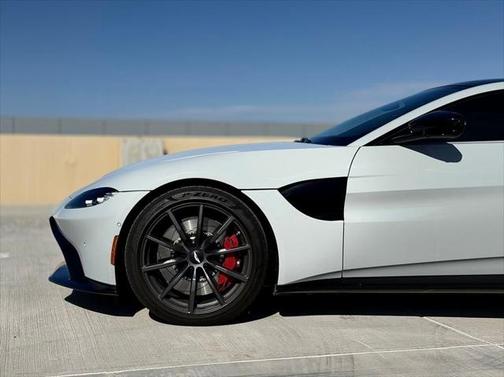 2023 Aston Martin Vantage Coupe