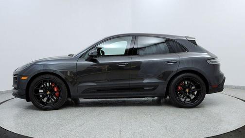 2025 Porsche Macan GTS