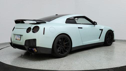 2010 Nissan GT-R Premium